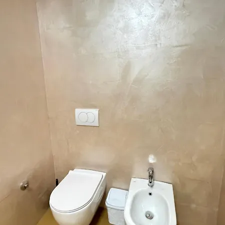 Apartment Luxury 4 Near Square 21 Tirana